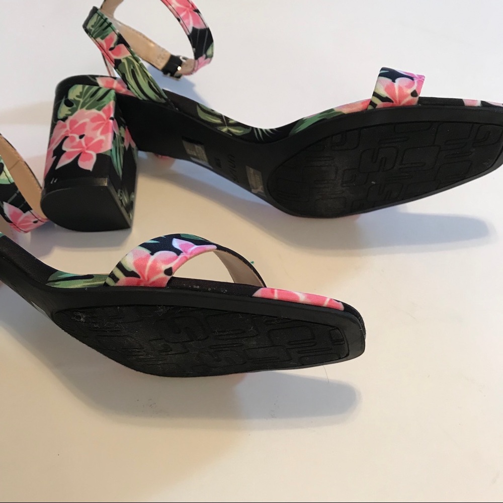 🚫❌ SOLD 💥NWOB Unisa Shoes Ankle Strap Sandals - Picture 6 of 6